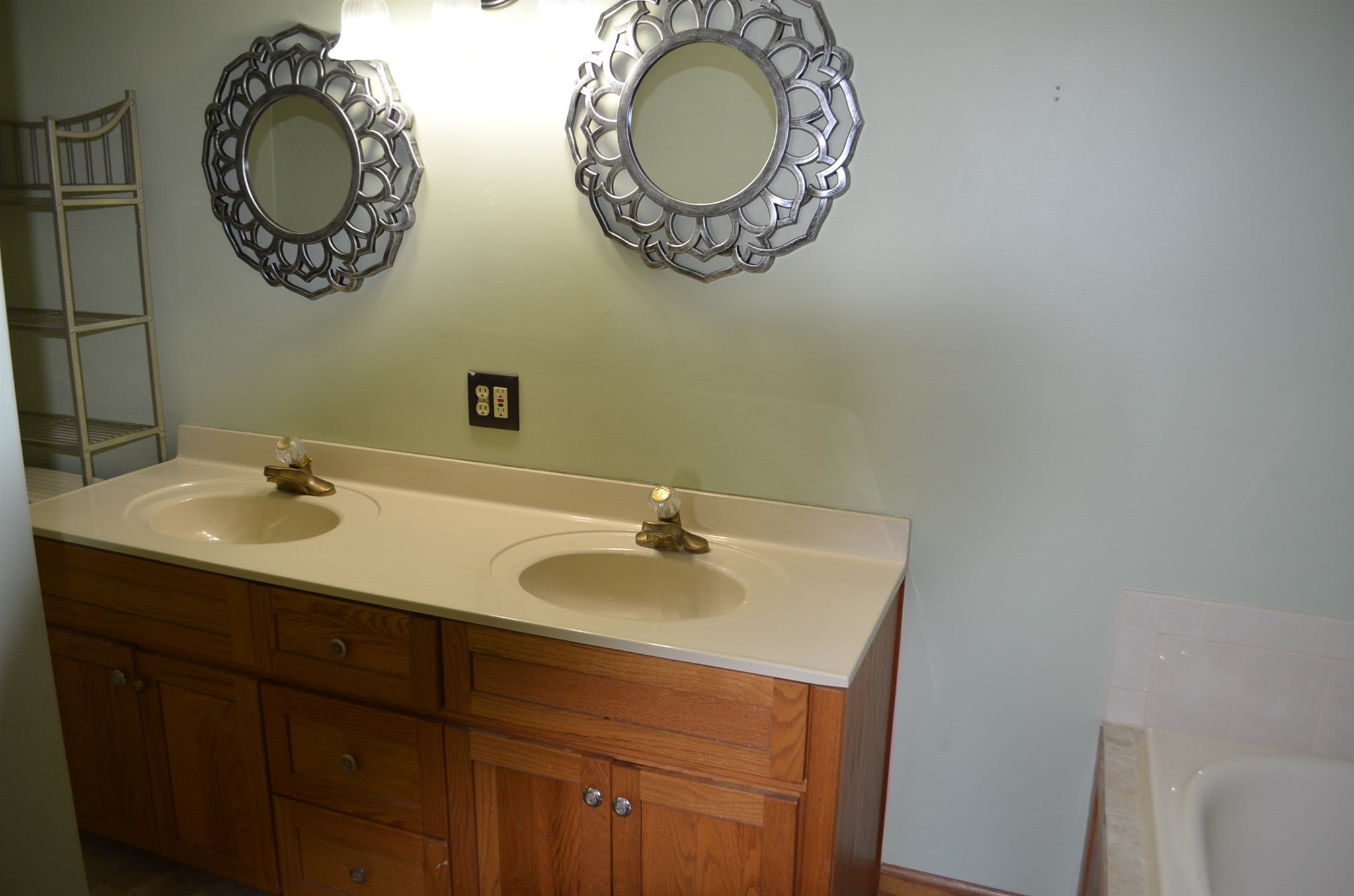 4213 Minnich Road New Haven, IN 46774 - Photo 12 of 36 Gallery Image 12