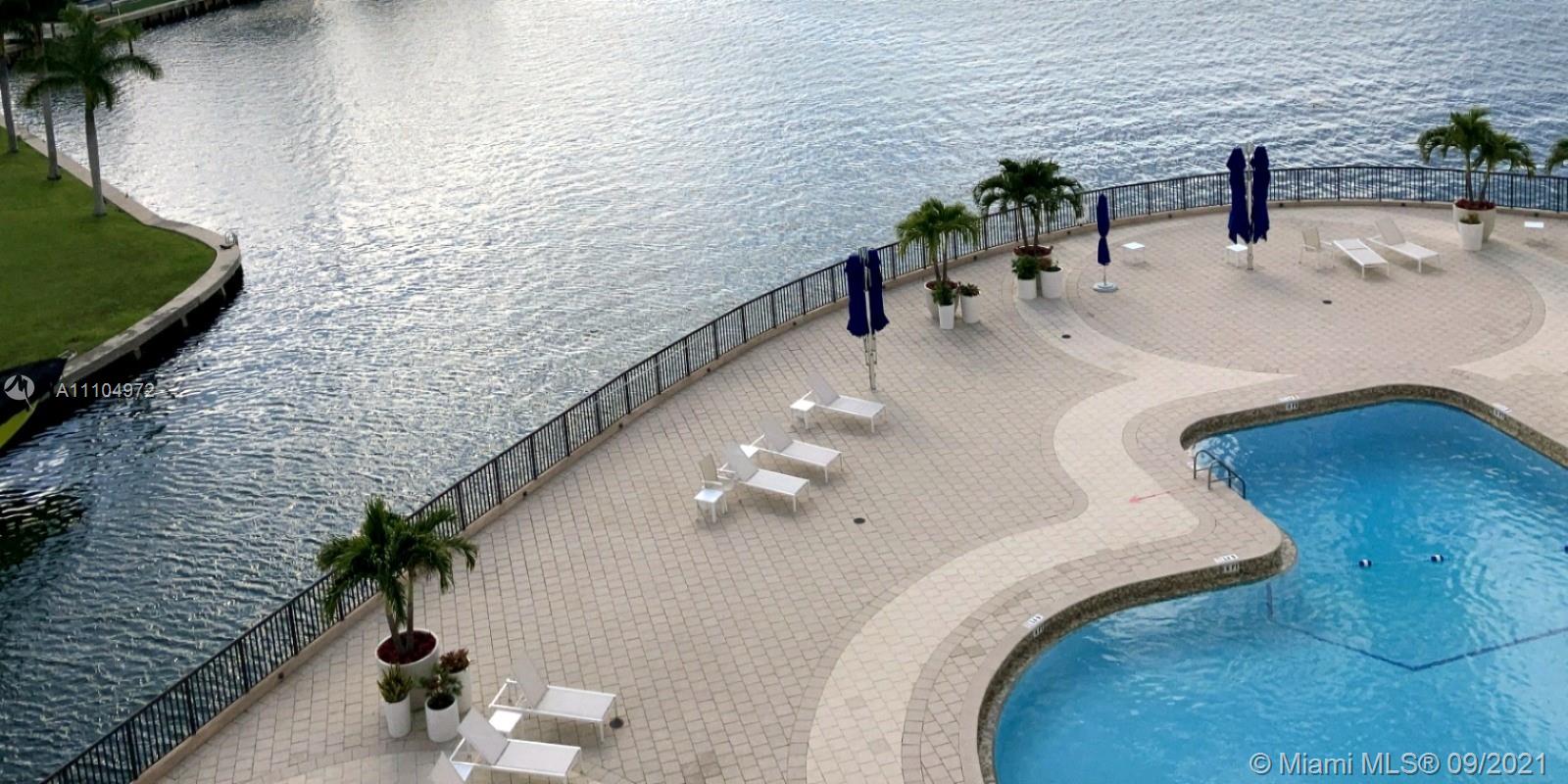 1800 Northeast 114th Street, Unit 703 Miami, FL 33181 - Photo 20 of 33 a view of lobby