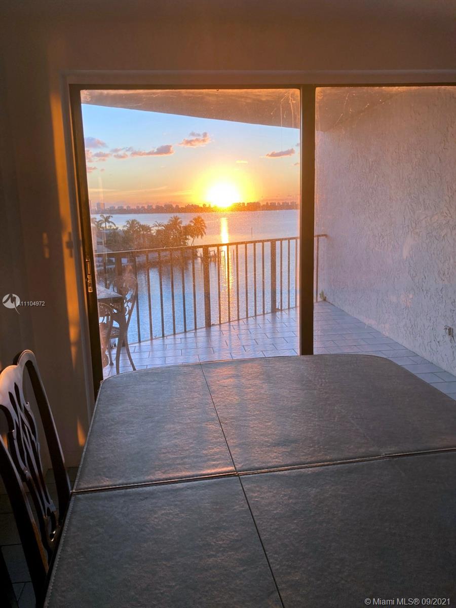 1800 Northeast 114th Street, Unit 703 Miami, FL 33181 - Photo 10 of 33 a view of a balcony