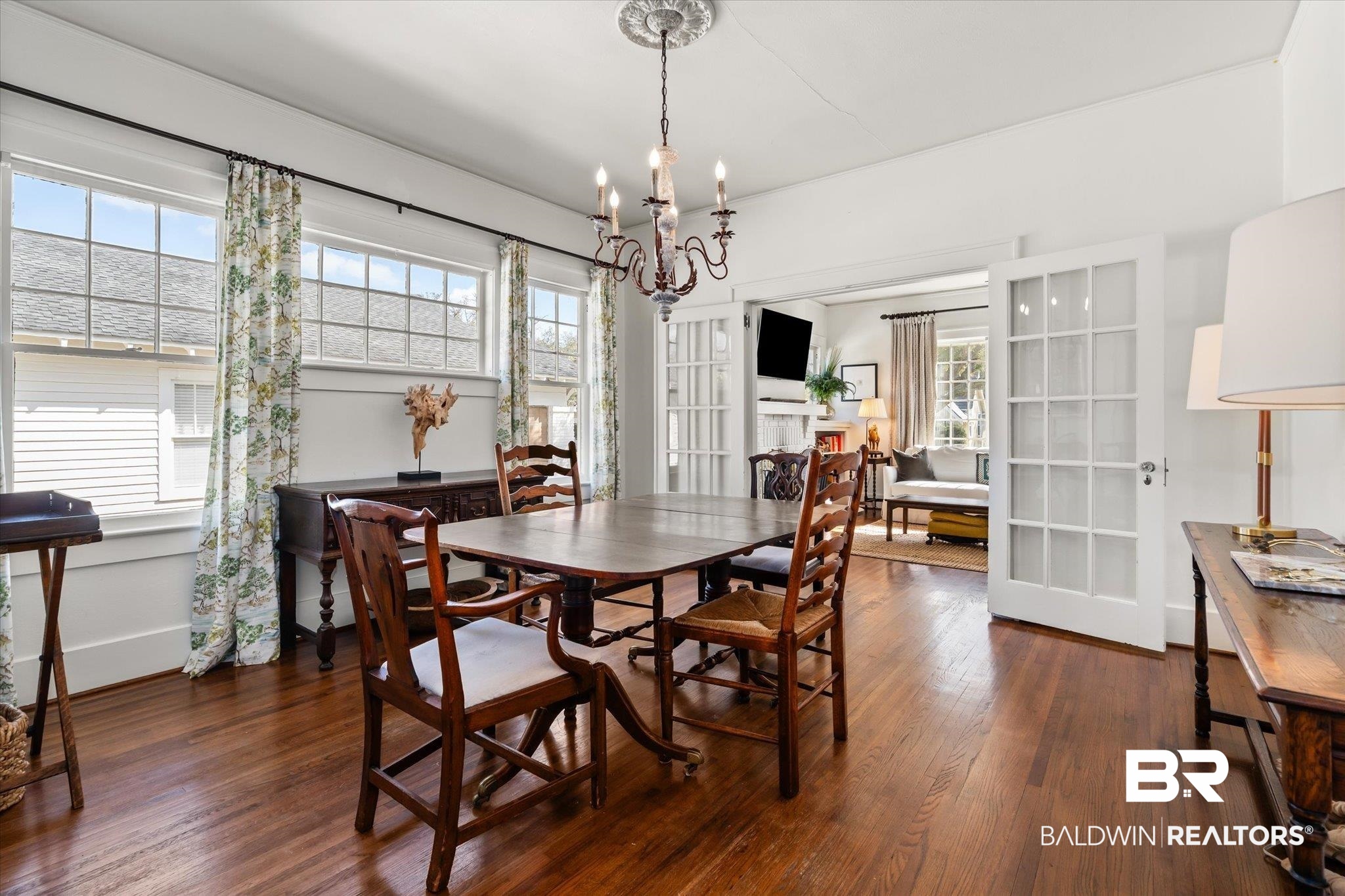 55 Silverwood Street Mobile, AL 36607 - Photo 11 of 31 Dining Area