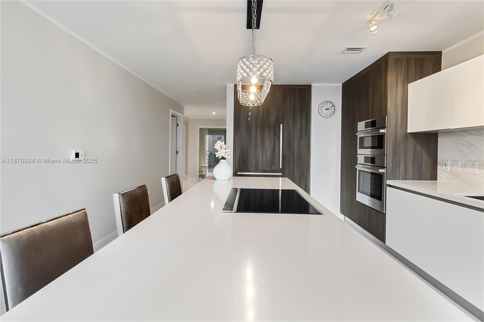 851 Northeast 1st Avenue, Unit 1611 Miami, FL 33132 - Photo 6 of 28