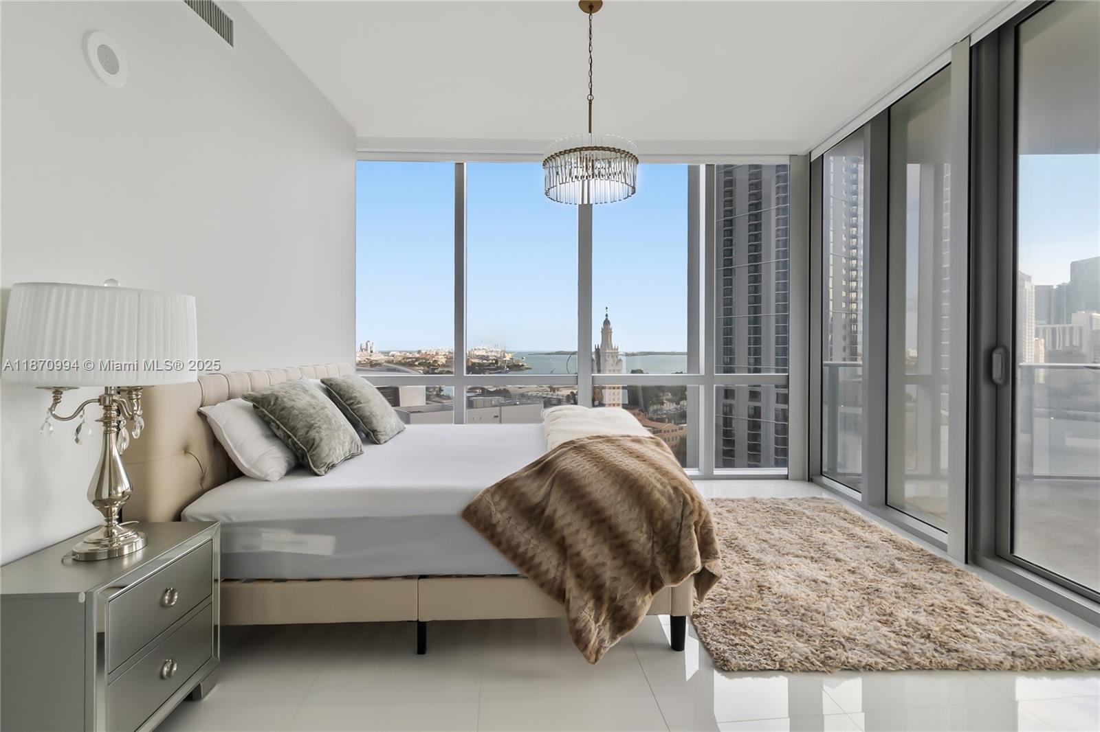 851 Northeast 1st Avenue, Unit 1611 Miami, FL 33132 - Photo 10 of 28