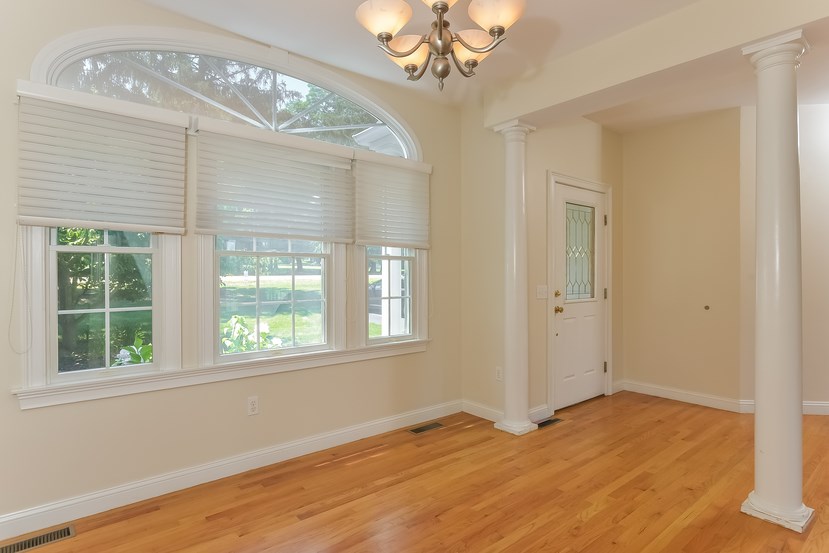 830 East Shore Road Jamestown, RI 02835 - Photo 11 of 40