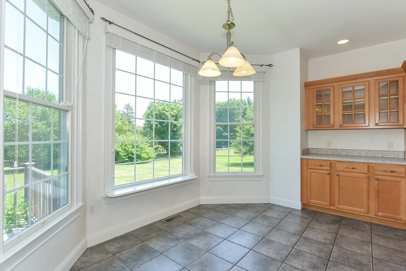 830 East Shore Road Jamestown, RI 02835 - Photo 12 of 40