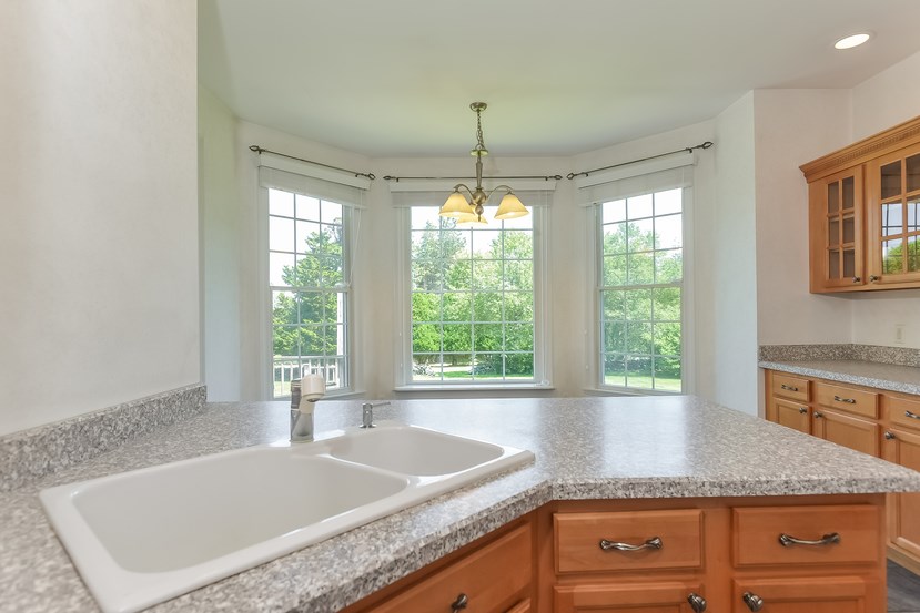 830 East Shore Road Jamestown, RI 02835 - Photo 15 of 40