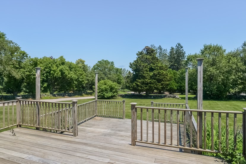 830 East Shore Road Jamestown, RI 02835 - Photo 29 of 40