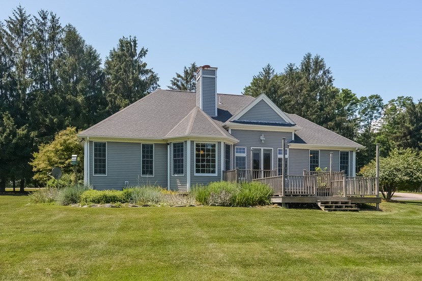 830 East Shore Road Jamestown, RI 02835 - Photo 34 of 40