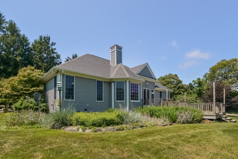 830 East Shore Road Jamestown, RI 02835 - Photo 36 of 40