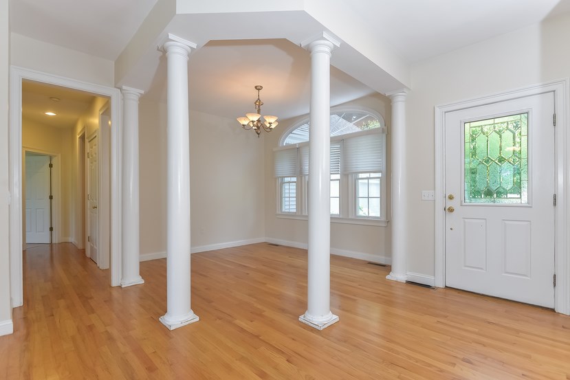 830 East Shore Road Jamestown, RI 02835 - Photo 6 of 40
