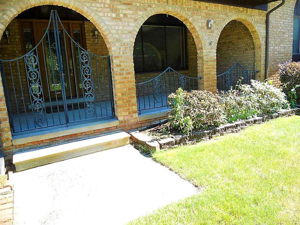 1920 Washington Road Rochester, MI 48306 - Photo 31 of 48 31324427-30.JPG