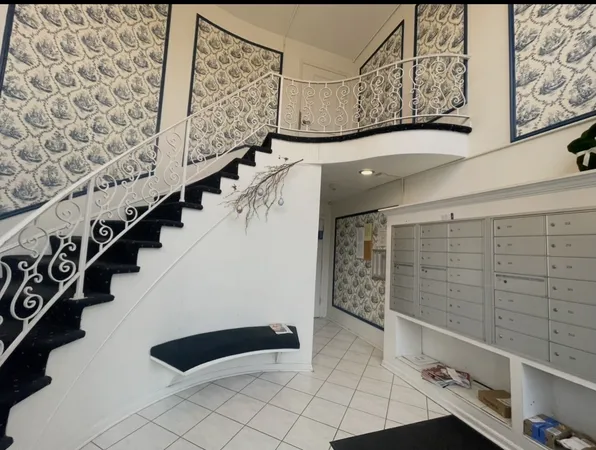 $2,350 | 5501 Carriageway Drive, Unit 112, Rolling Meadows, IL 60008