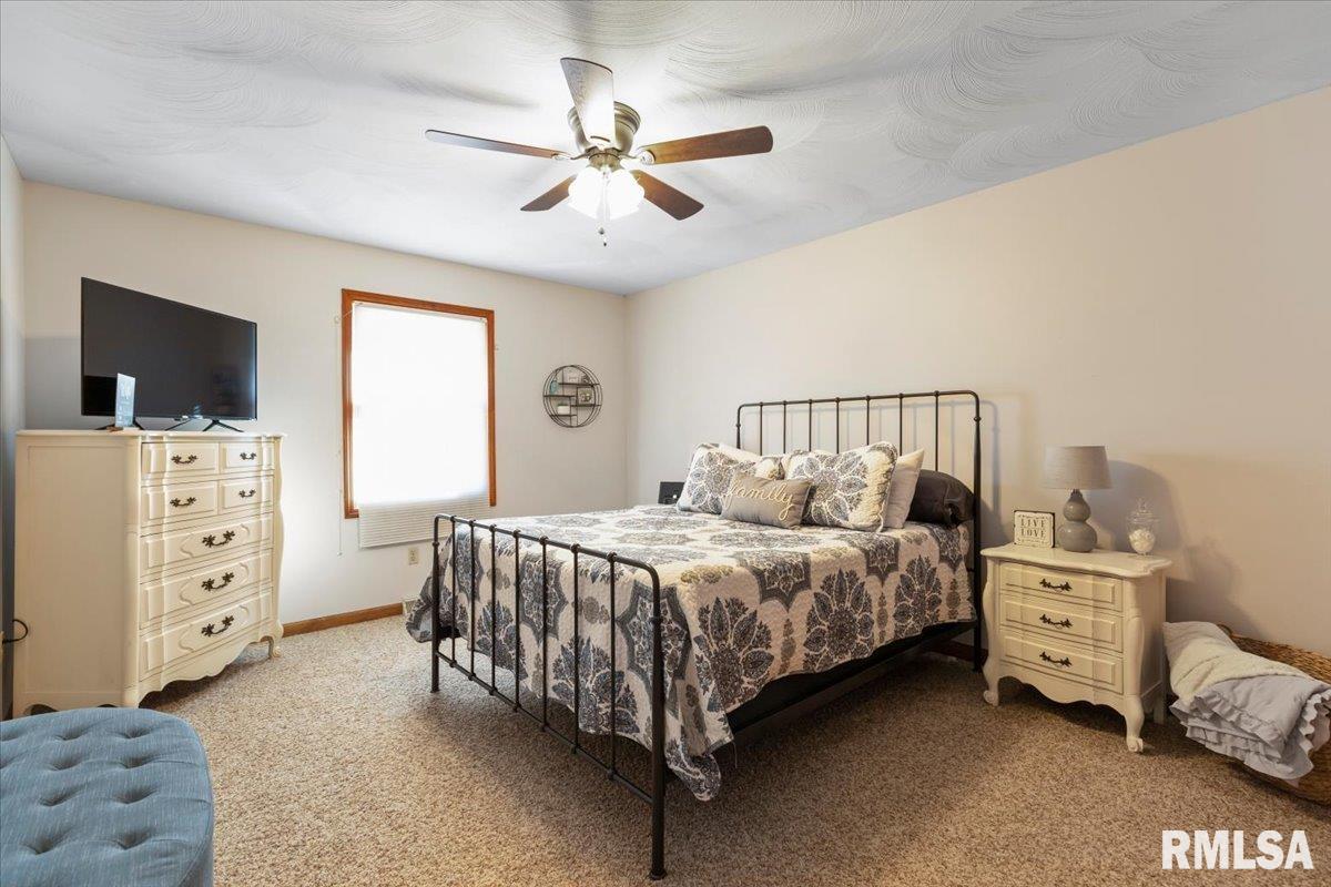 1813 Hunter Ridge Drive Springfield, IL 62704 - Photo 15 of 28 Gallery Image 15
