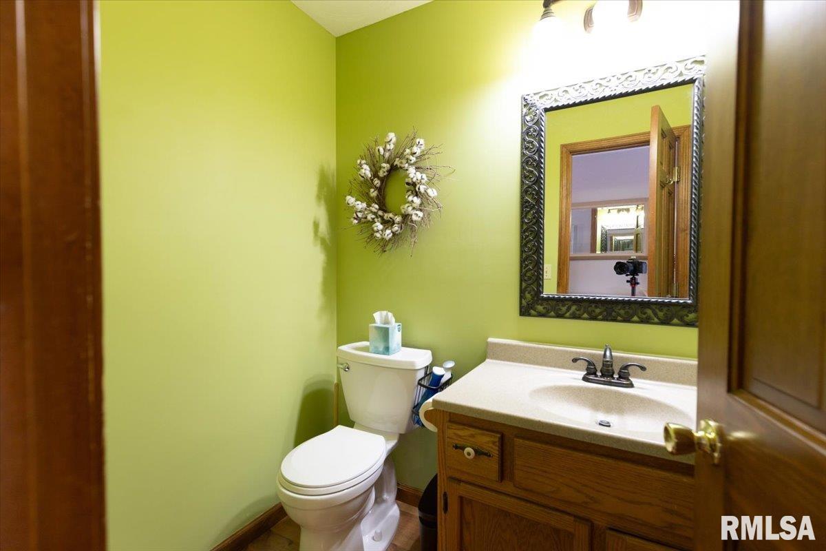 1813 Hunter Ridge Drive Springfield, IL 62704 - Photo 20 of 28 Gallery Image 20