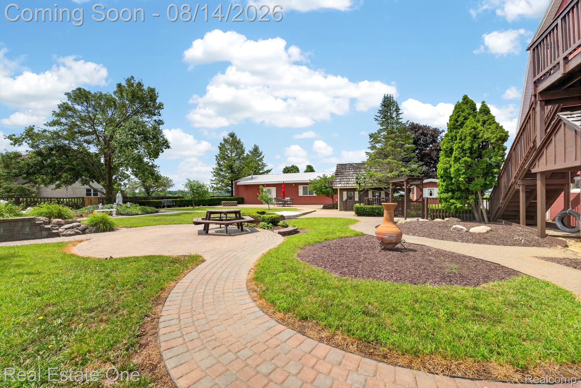 12139 Gooding Road Milan, MI 48160 - Photo 82 of 98 metro shores media_074.jpg