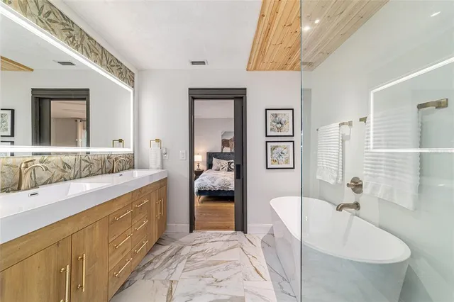 $976,000 | 4400 Southwest 20th Avenue, Ocala, FL 34471