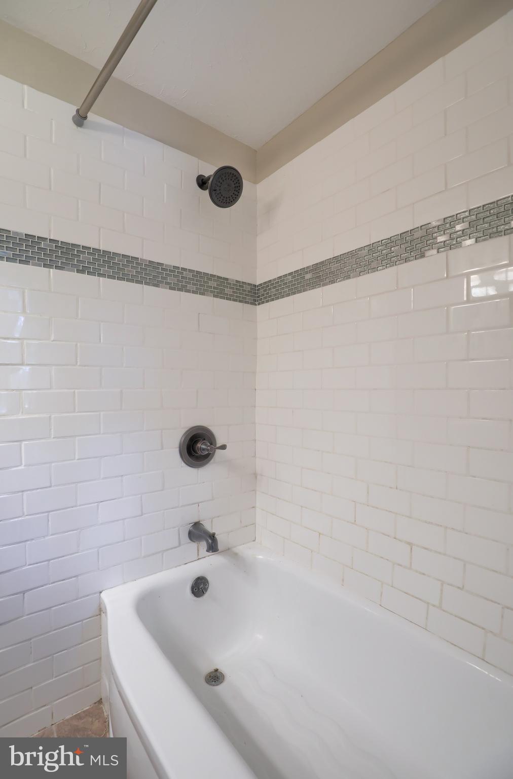 76 North Penn Street Windsor, PA 17366 - Photo 16 of 29