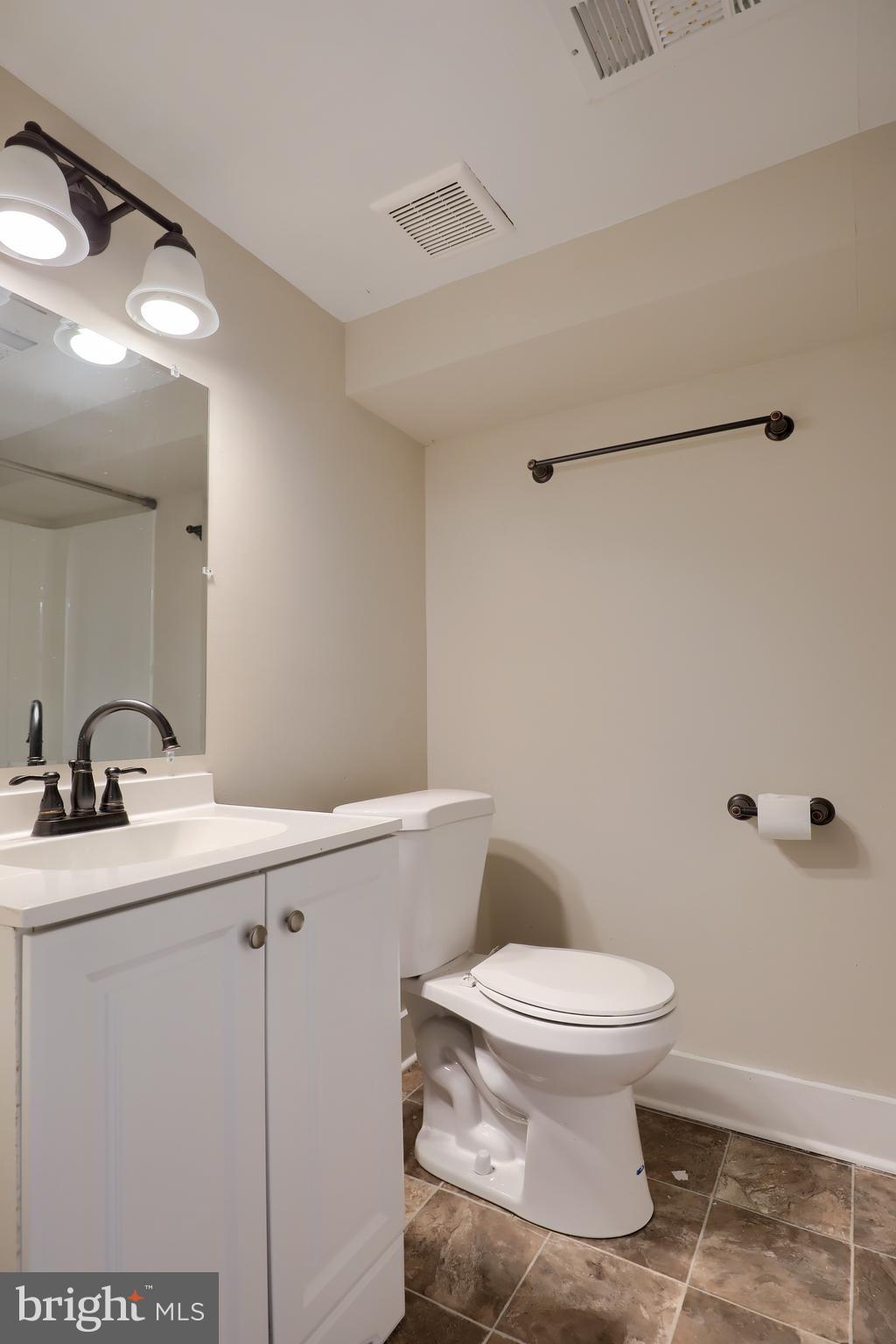 76 North Penn Street Windsor, PA 17366 - Photo 21 of 29
