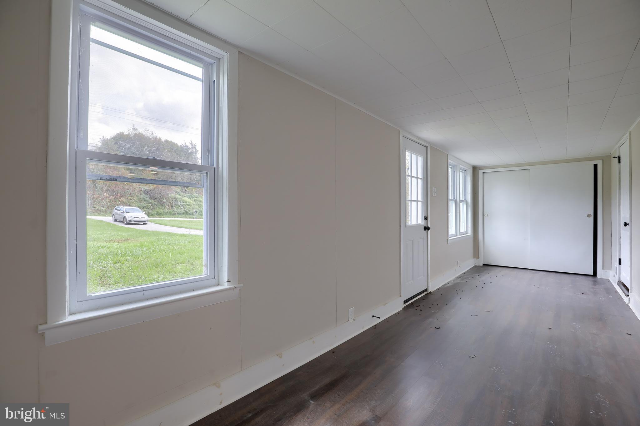 76 North Penn Street Windsor, PA 17366 - Photo 25 of 29