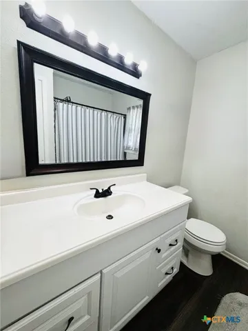 $215,000 | 124 Cottonwood Drive, Gatesville, TX 76528