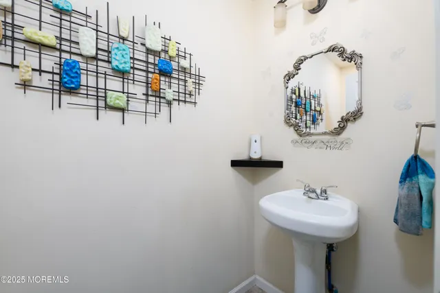 $699,999 | 521 Columbia Avenue, Union Beach, NJ 07735