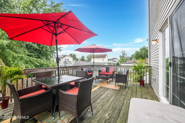 $699,999 | 521 Columbia Avenue, Union Beach, NJ 07735