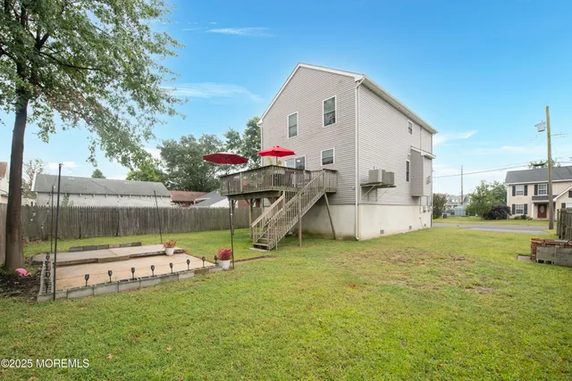 $699,999 | 521 Columbia Avenue, Union Beach, NJ 07735