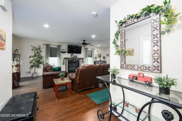 $699,999 | 521 Columbia Avenue, Union Beach, NJ 07735