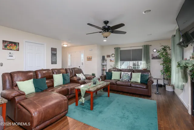 $699,999 | 521 Columbia Avenue, Union Beach, NJ 07735