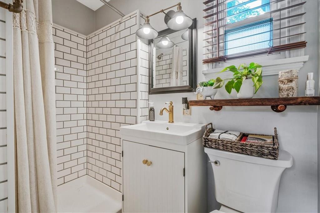 130 Galley Road Canonsburg, PA 15317 - Photo 21 of 39 Gallery Image 21