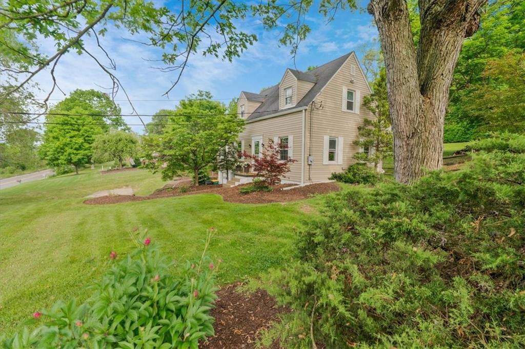 130 Galley Road Canonsburg, PA 15317 - Photo 5 of 39 Gallery Image 5