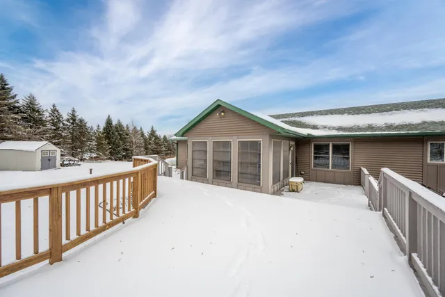 $540,000 | 2061 10th Avenue, Star Prairie, WI 54026