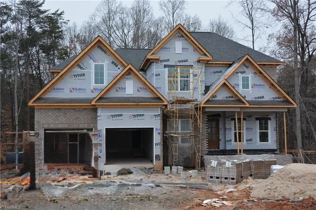 296 Vine Rdg Drive, Winston-Salem, NC 27127