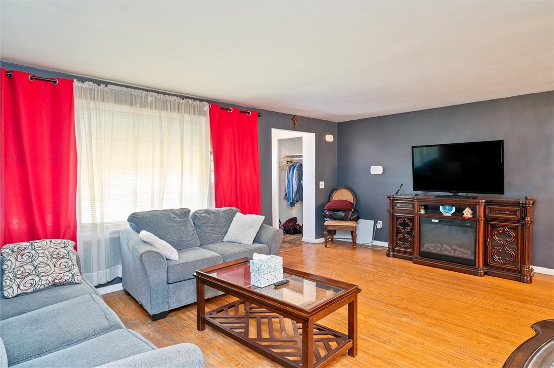 75 Everclay Drive Greece, NY 14616 - Photo 5 of 25