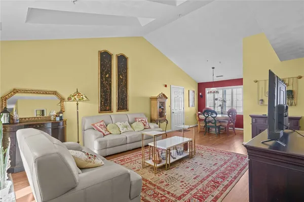$409,000 | 720 Putnam Pike, Unit 509, Smithfield, RI 02828