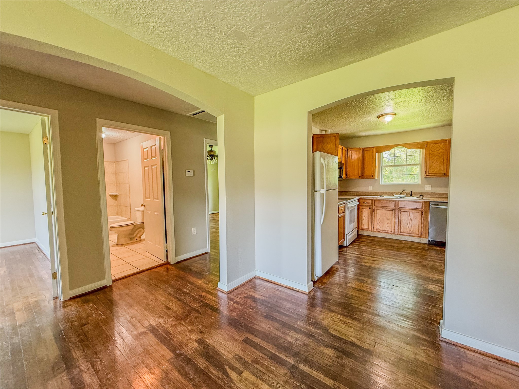6310 Brookside Road Pearland, TX 77581 - Photo 9 of 17