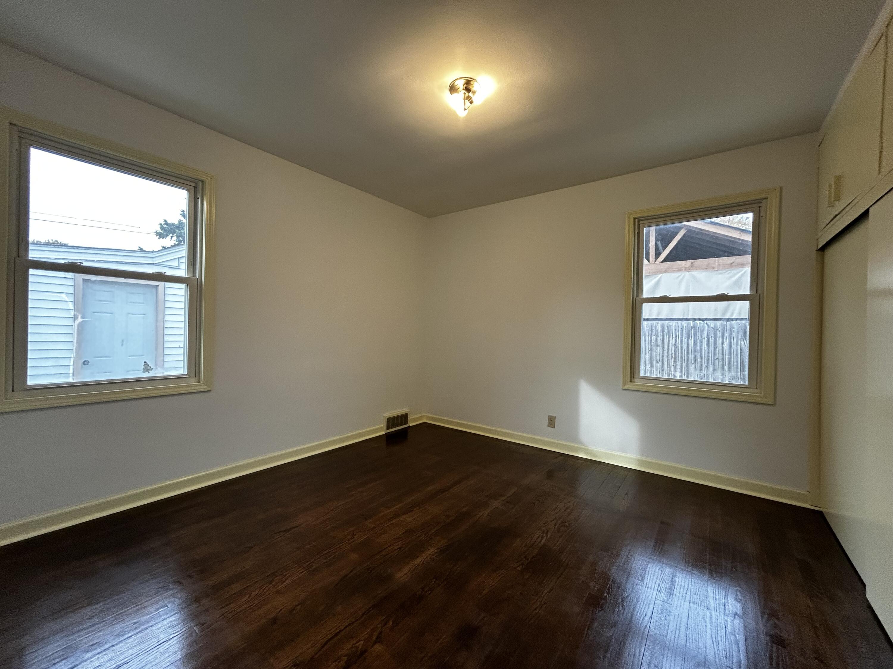 2614 Drexel Avenue Racine, WI 53403 - Photo 7 of 16 IMG_6152