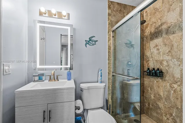 $965,000 | 517 Northeast 2nd Place, Dania Beach, FL 33004