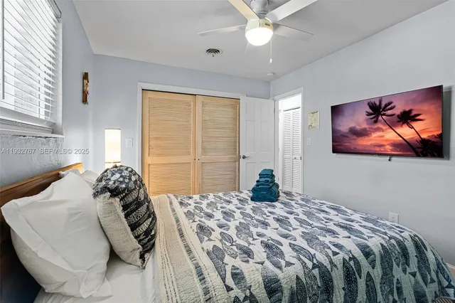 $965,000 | 517 Northeast 2nd Place, Dania Beach, FL 33004