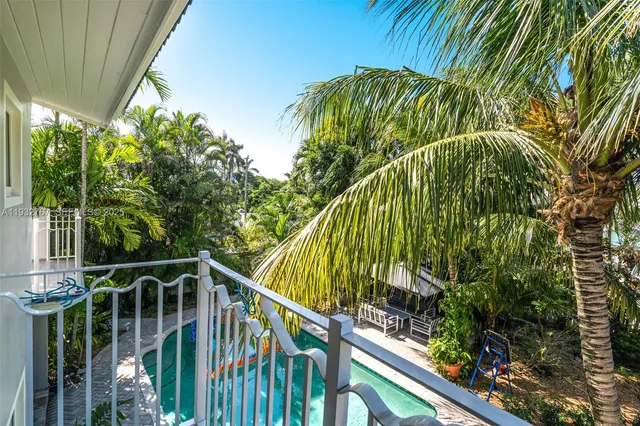 $965,000 | 517 Northeast 2nd Place, Dania Beach, FL 33004