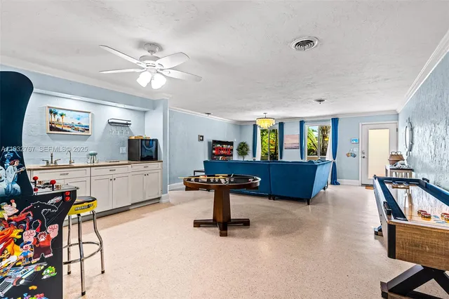 $965,000 | 517 Northeast 2nd Place, Dania Beach, FL 33004