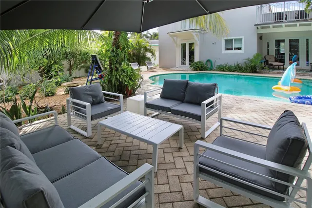 $965,000 | 517 Northeast 2nd Place, Dania Beach, FL 33004