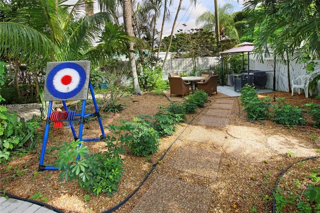 $965,000 | 517 Northeast 2nd Place, Dania Beach, FL 33004