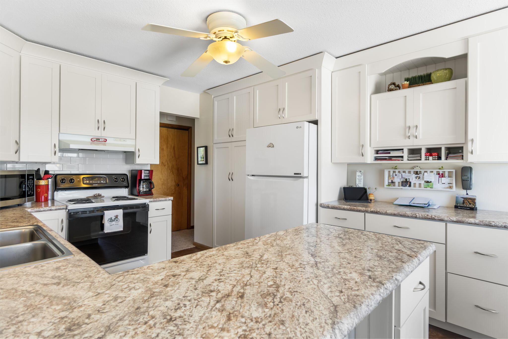 10720 Moonlight Bay Road Cheboygan, MI 49721 - Photo 18 of 51 Gallery Image 18