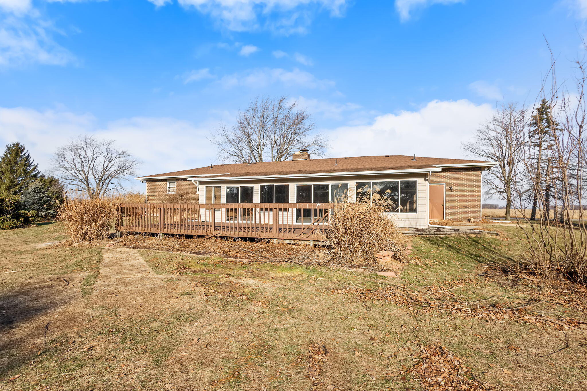 6801 West 1350th Street North Demotte, IN 46310 - Photo 39 of 44 a front view of a house with a yard