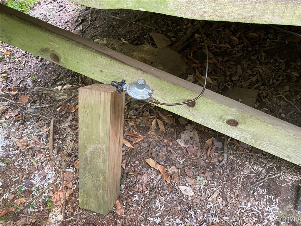 Fisherman S Bridge Road Williamstown, NY 13493 - Photo 28 of 35 Propane Tank Connection