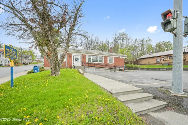 $1,000 | 281 Main Street, Richmondville, NY 12149