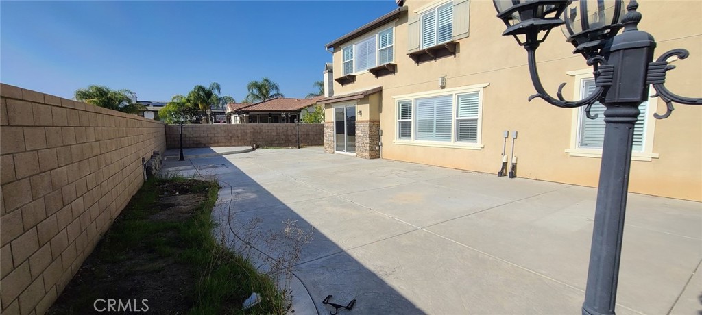 13209 Lima Drive Rancho Cucamonga, CA 91739 - Photo 22 of 25 a balcony with view of street