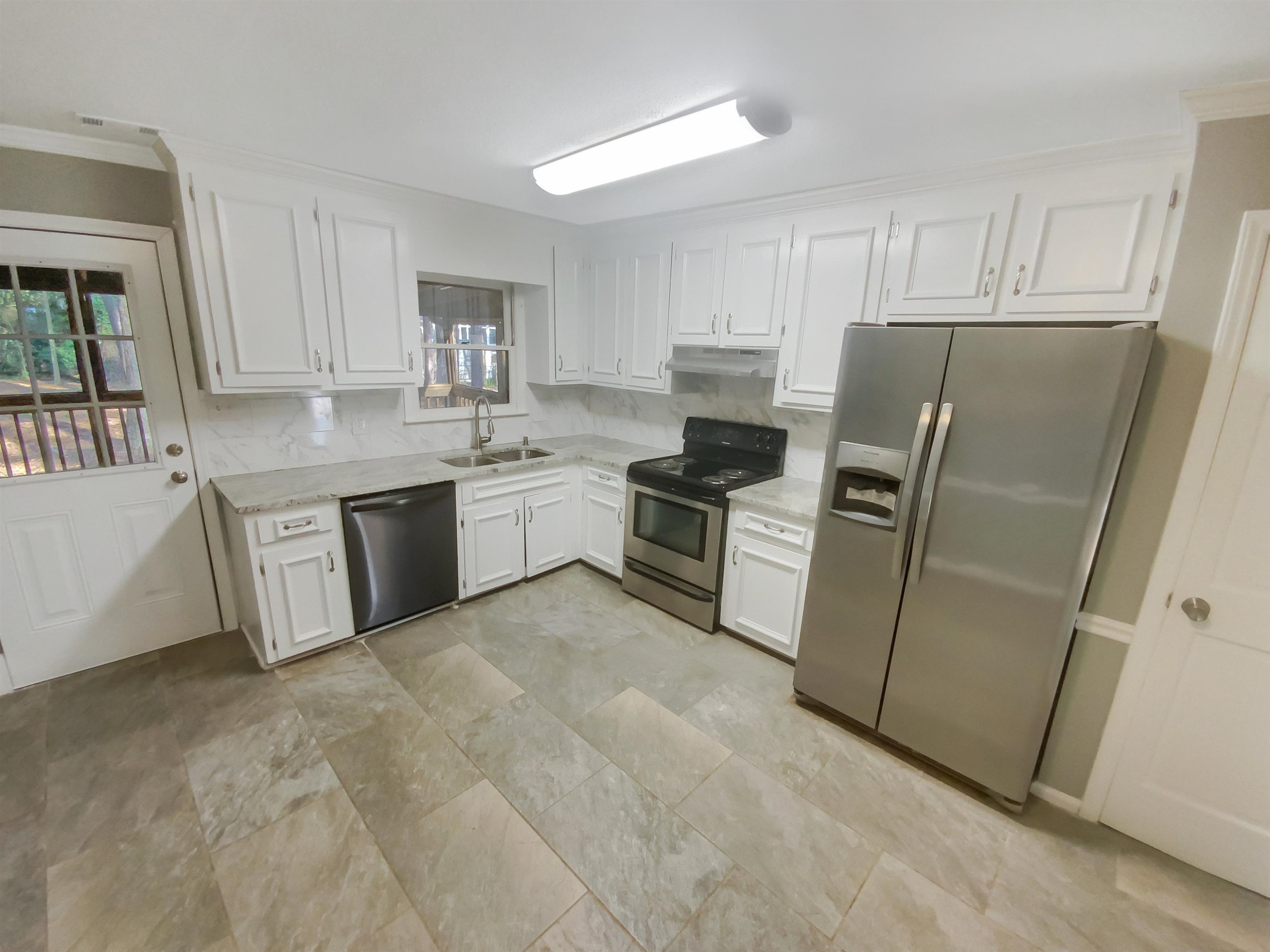 6920 Glendower Road Raleigh, NC 27613 - Photo 5 of 32 Photo 5
