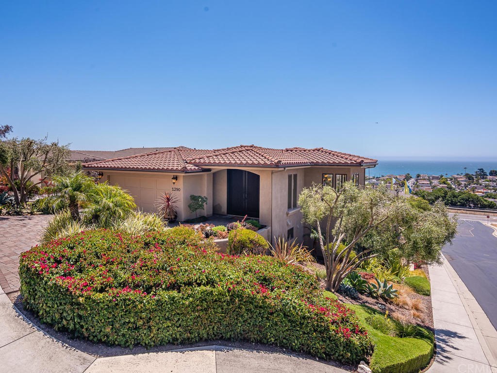 1290 Costa Brava Pismo Beach, CA 93449 - Photo 2 of 45