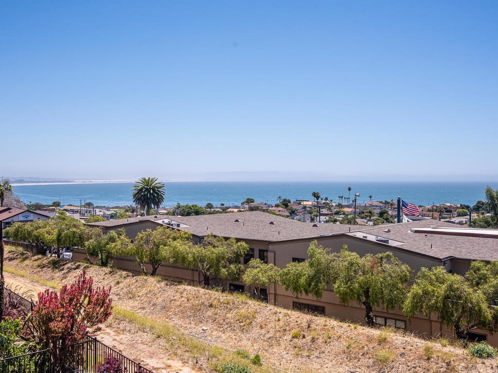 1290 Costa Brava Pismo Beach, CA 93449 - Photo 11 of 45
